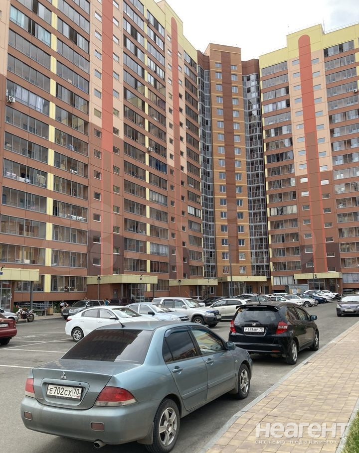 Продается 2-х комнатная квартира, 61 м²