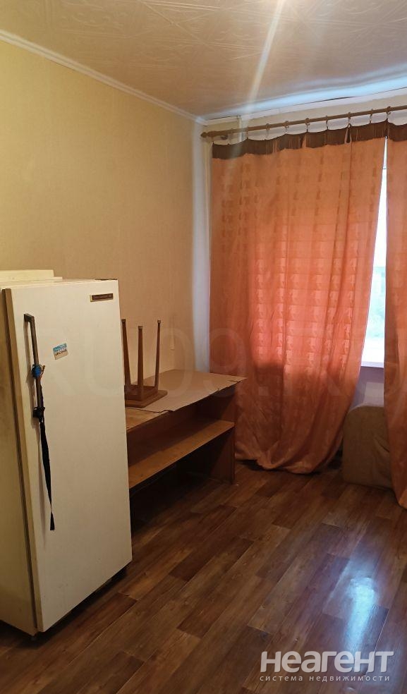 Продается 1-комнатная квартира, 12 м²