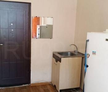 Продается 1-комнатная квартира, 12 м²