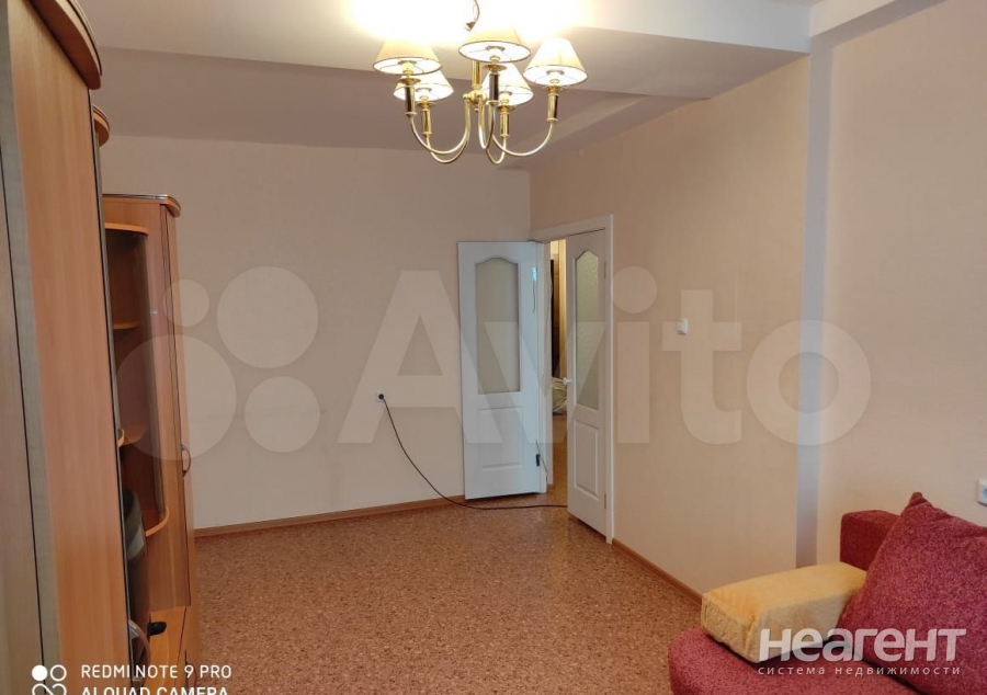 Продается 1-комнатная квартира, 41,7 м²