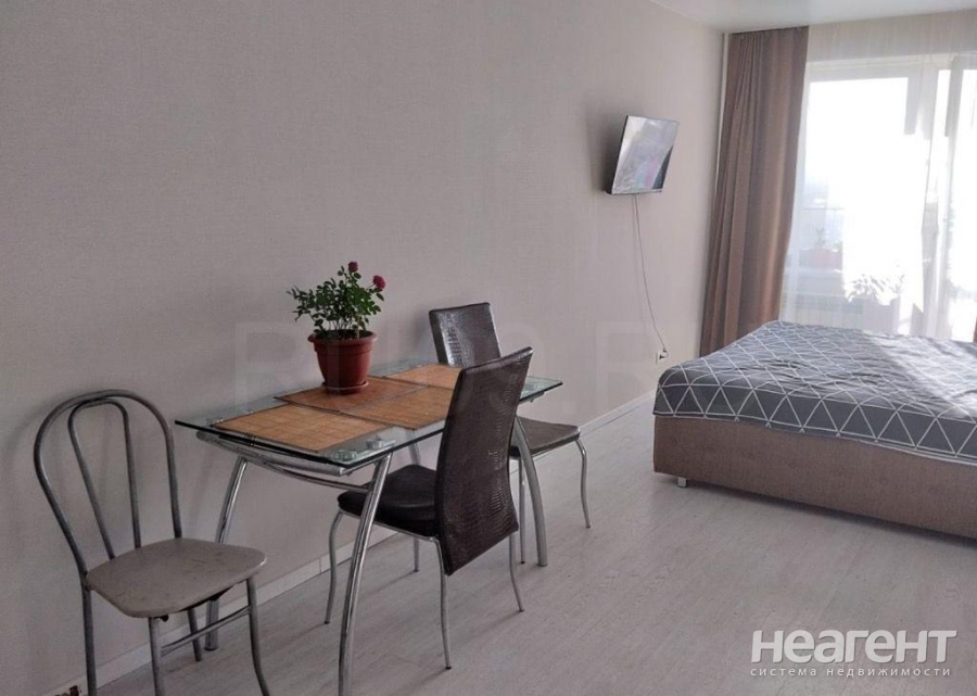 Продается 1-комнатная квартира, 28 м²