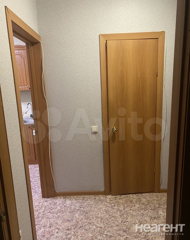 Продается 1-комнатная квартира, 33,2 м²