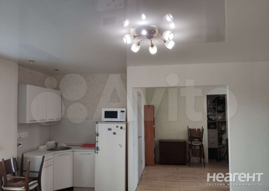 Продается 1-комнатная квартира, 40 м²