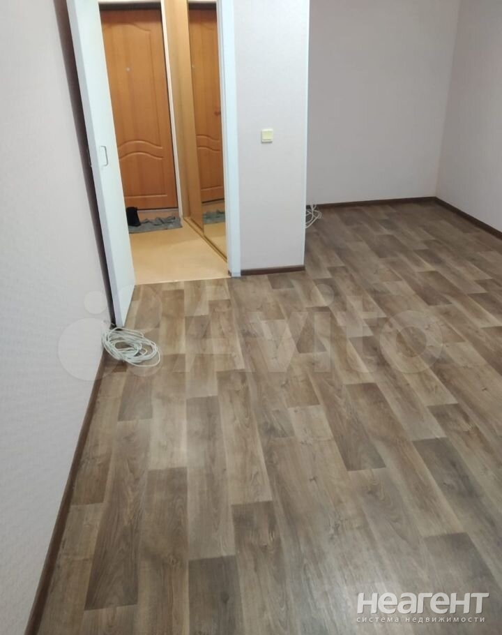 Продается 1-комнатная квартира, 33 м²