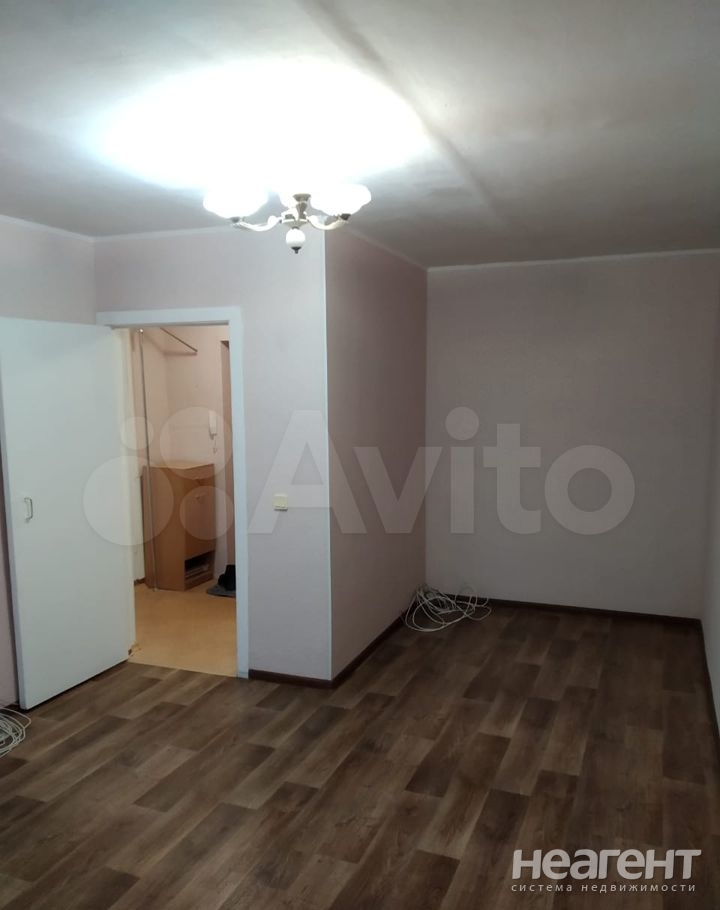 Продается 1-комнатная квартира, 33 м²