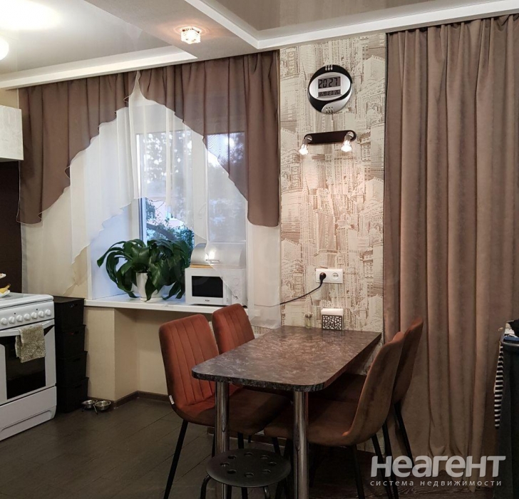 Продается 3-х комнатная квартира, 57 м²