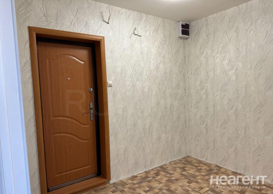 Продается 1-комнатная квартира, 39 м²