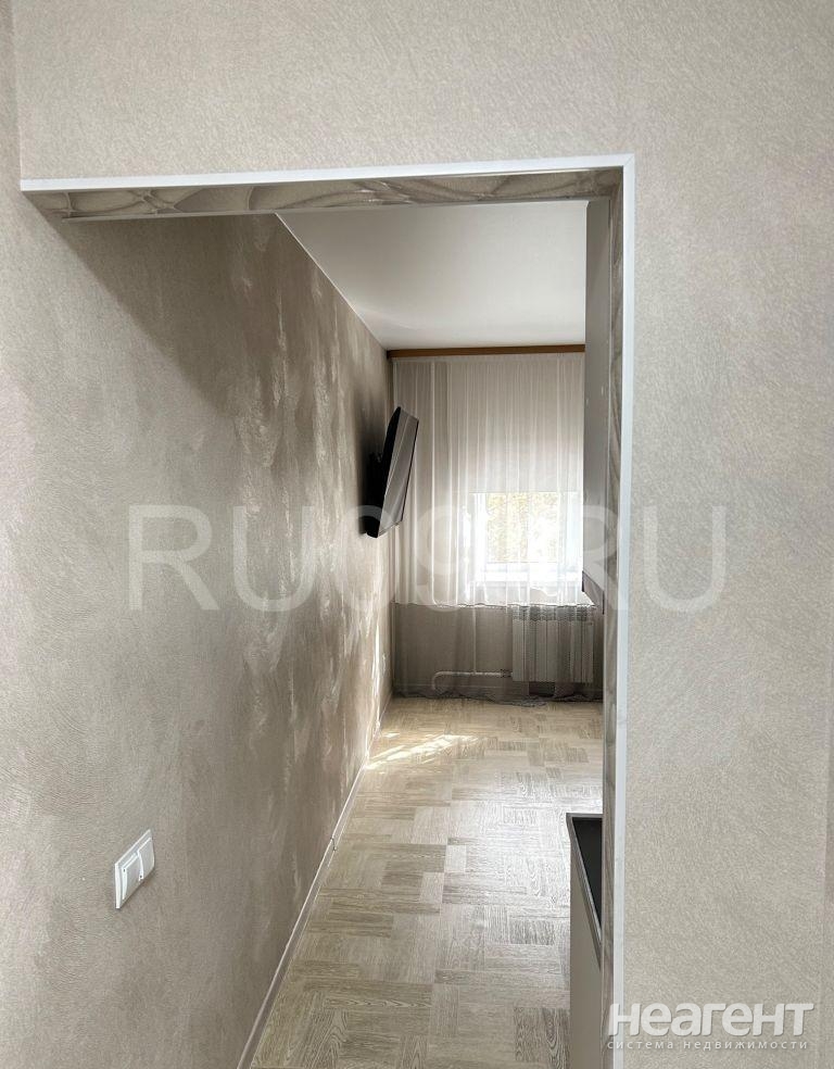 Продается 1-комнатная квартира, 33 м²