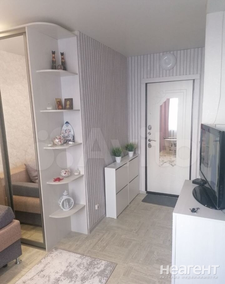 Продается 1-комнатная квартира, 18,4 м²