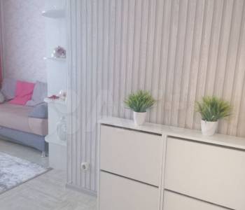 Продается 1-комнатная квартира, 18,4 м²