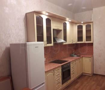 Сдается 2-х комнатная квартира, 75 м²