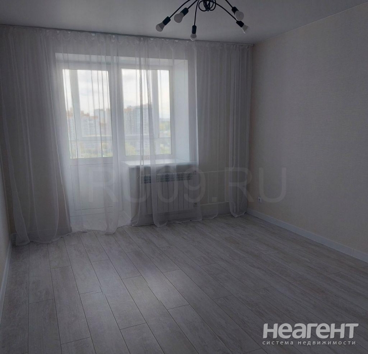 Продается 1-комнатная квартира, 33 м²