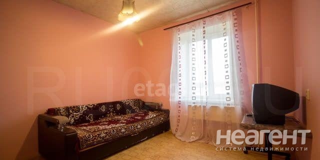 Продается 1-комнатная квартира, 12 м²