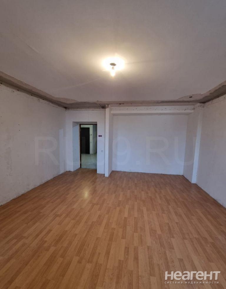 Продается 3-х комнатная квартира, 121 м²