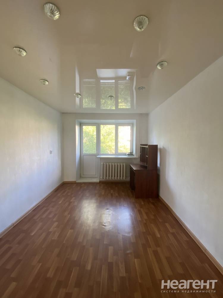 Продается 1-комнатная квартира, 29,7 м²