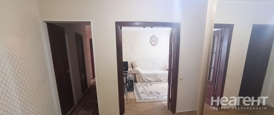 Продается 3-х комнатная квартира, 77 м²