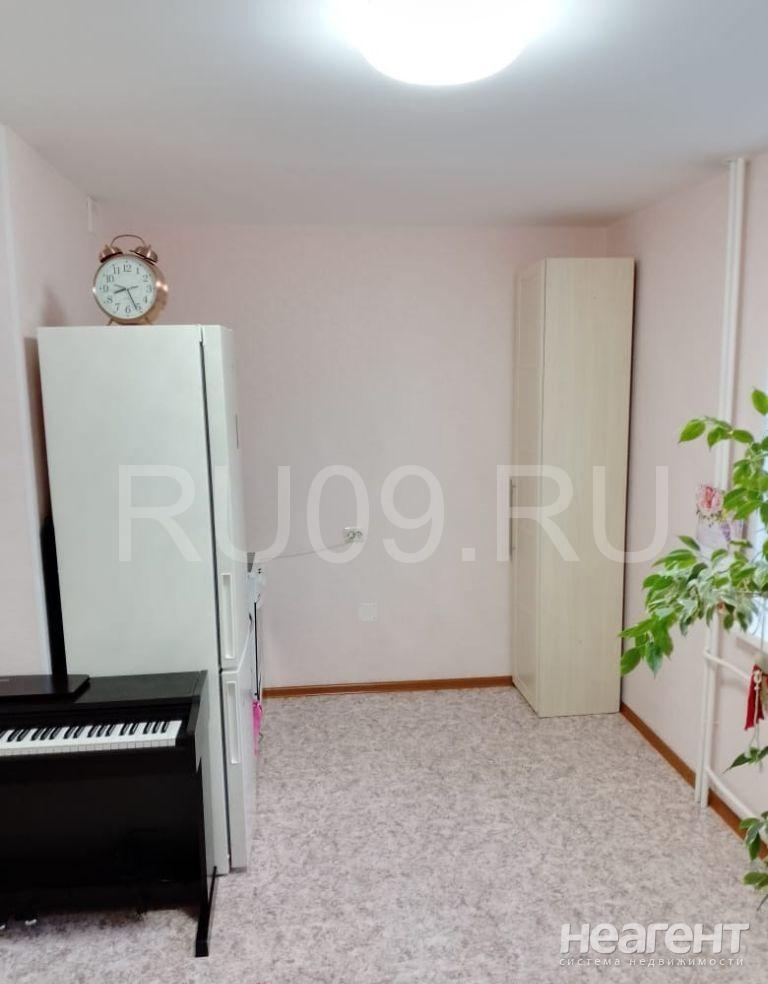 Продается 1-комнатная квартира, 28 м²