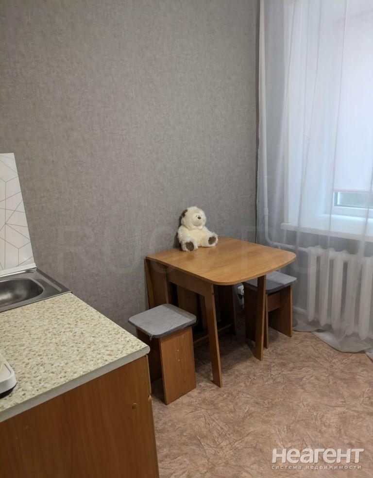 Продается 1-комнатная квартира, 12 м²