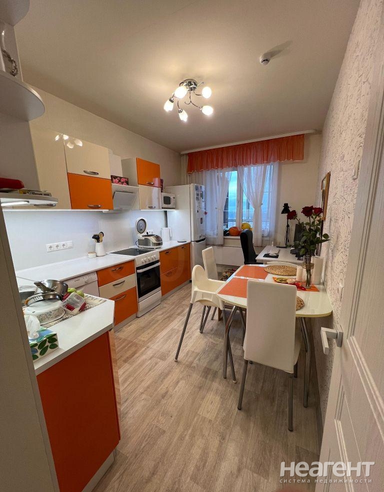 Продается 2-х комнатная квартира, 59 м²