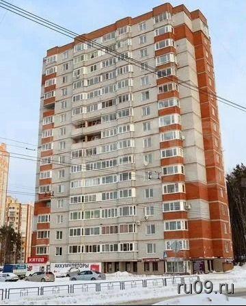 Продается 1-комнатная квартира, 42 м²