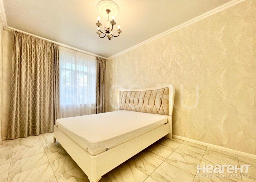 Сдается Дом, 230 м²