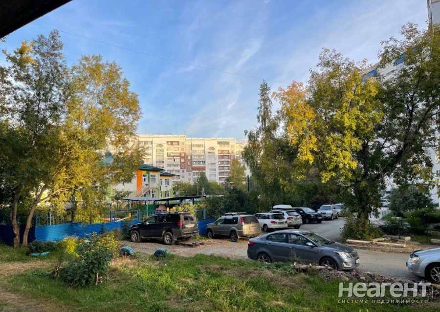 Продается 1-комнатная квартира, 36 м²