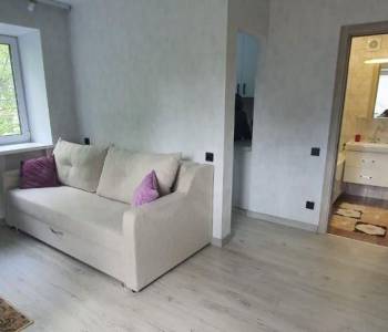 Продается 1-комнатная квартира, 30 м²