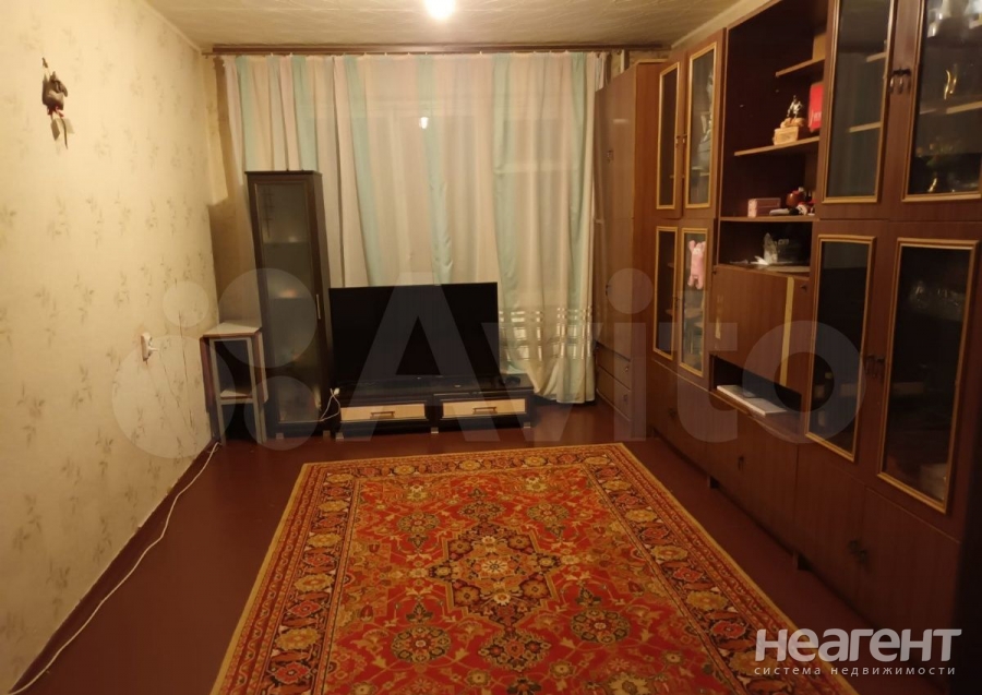 Продается Многокомнатная квартира, 72 м²