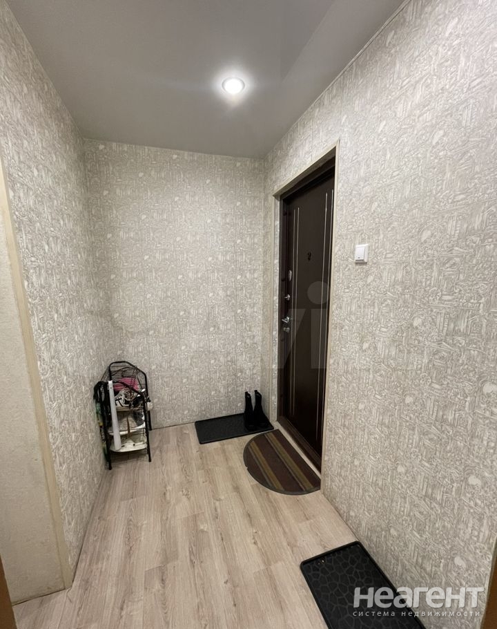 Продается 1-комнатная квартира, 30,4 м²