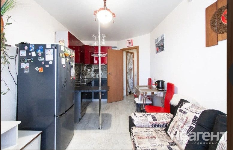 Продается 1-комнатная квартира, 36 м²