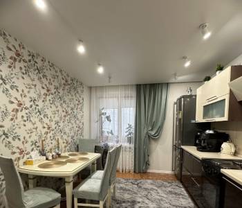 Продается 2-х комнатная квартира, 64 м²