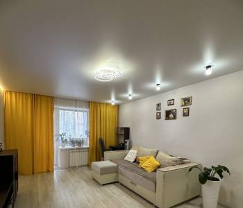 Продается 2-х комнатная квартира, 64 м²