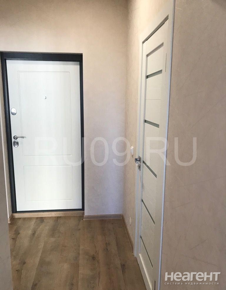 Продается 2-х комнатная квартира, 42 м²