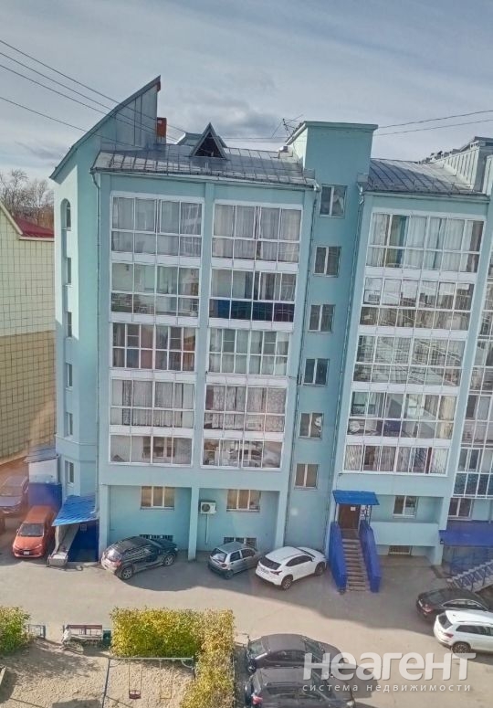 Продается 1-комнатная квартира, 42 м²