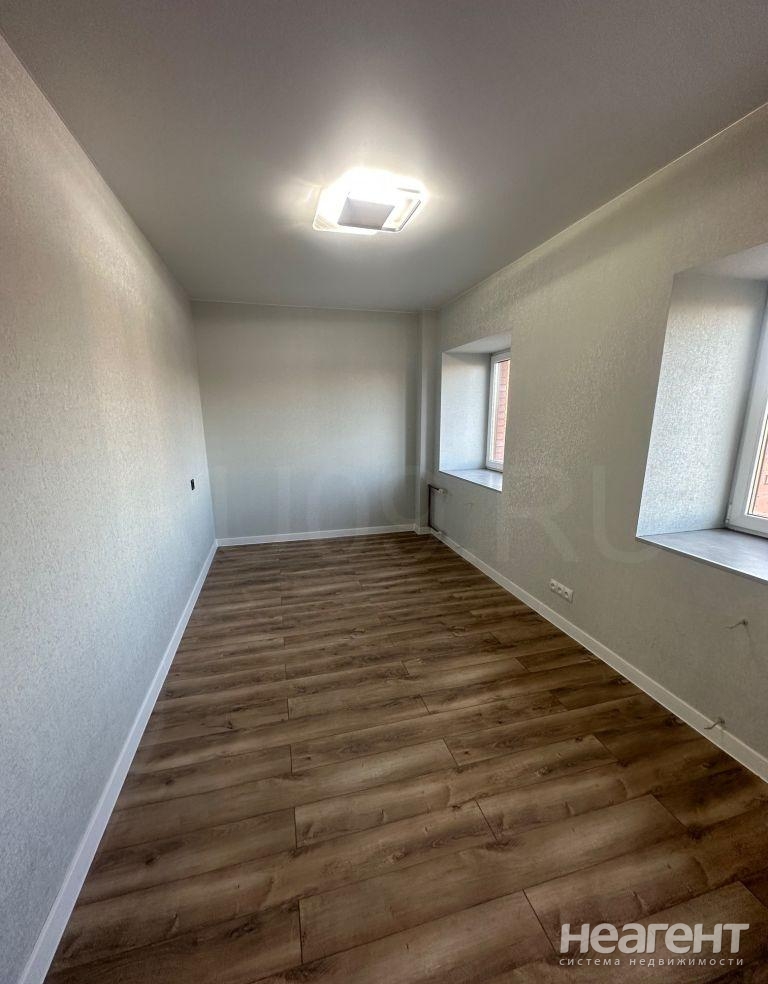 Продается 3-х комнатная квартира, 62 м²