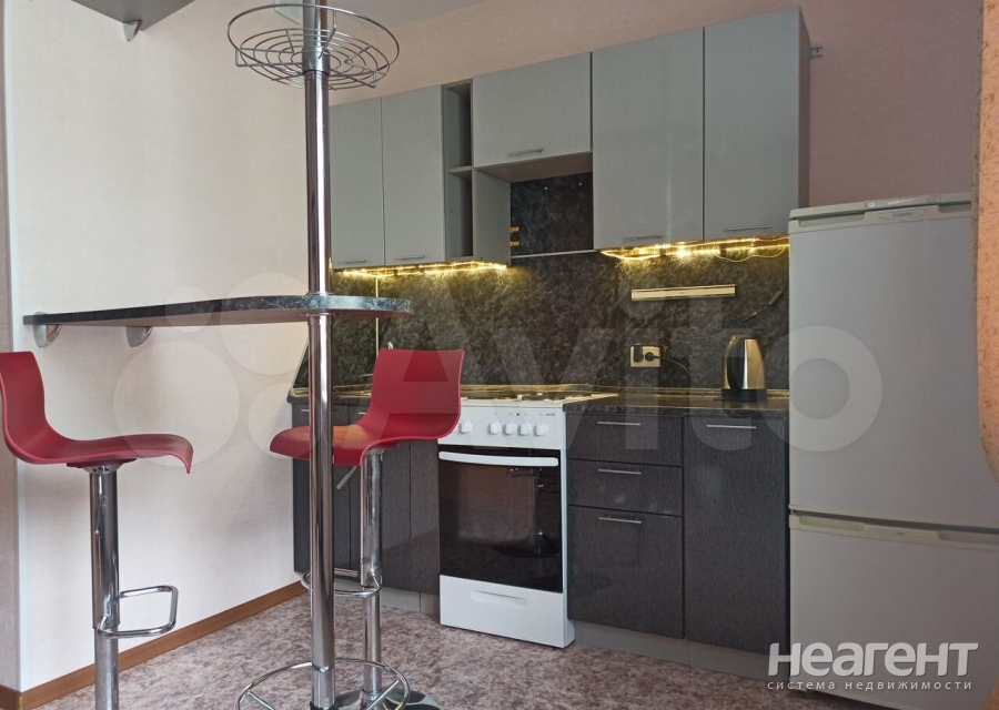 Продается 1-комнатная квартира, 28,2 м²