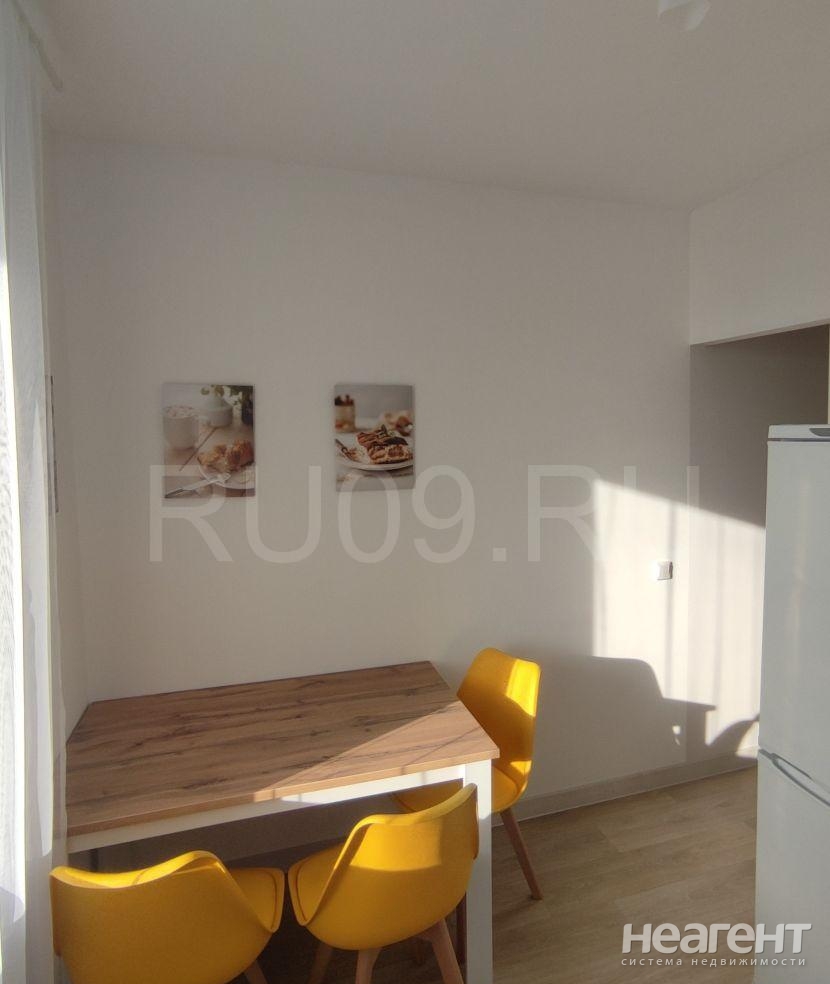 Продается 1-комнатная квартира, 34 м²