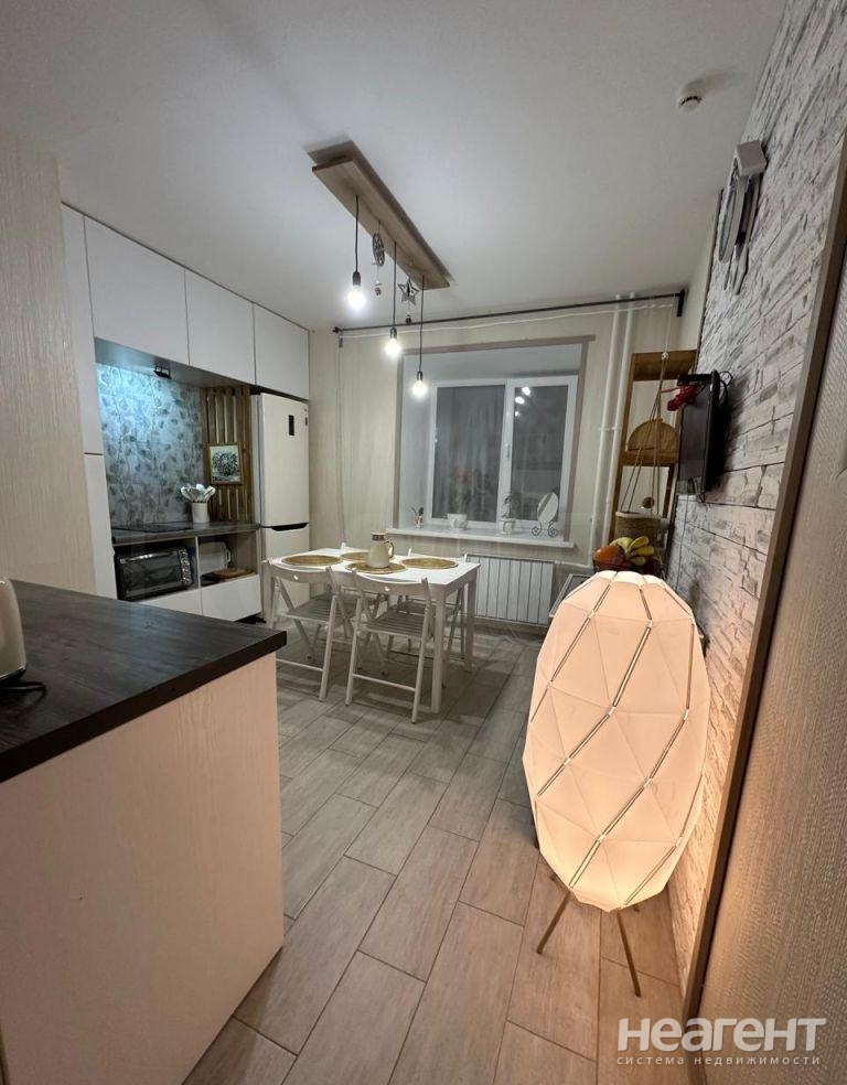 Продается 2-х комнатная квартира, 59 м²