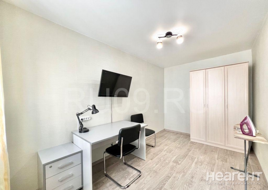 Продается 2-х комнатная квартира, 41 м²