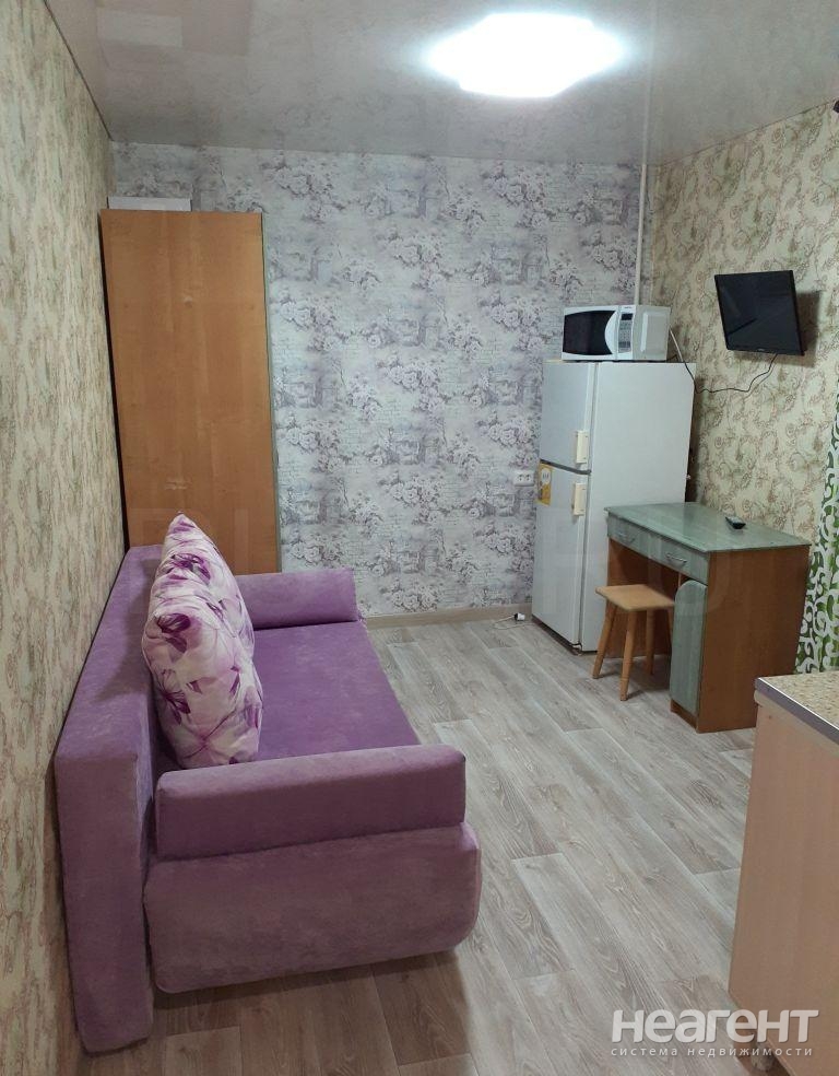 Продается 1-комнатная квартира, 14 м²