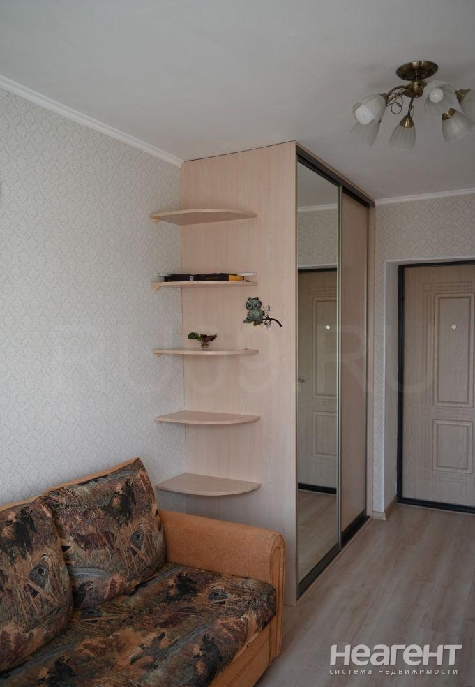 Продается 1-комнатная квартира, 12 м²