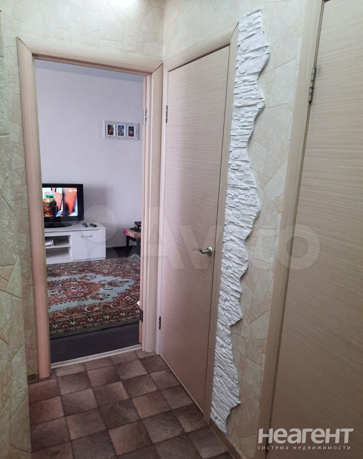 Продается 1-комнатная квартира, 32,9 м²