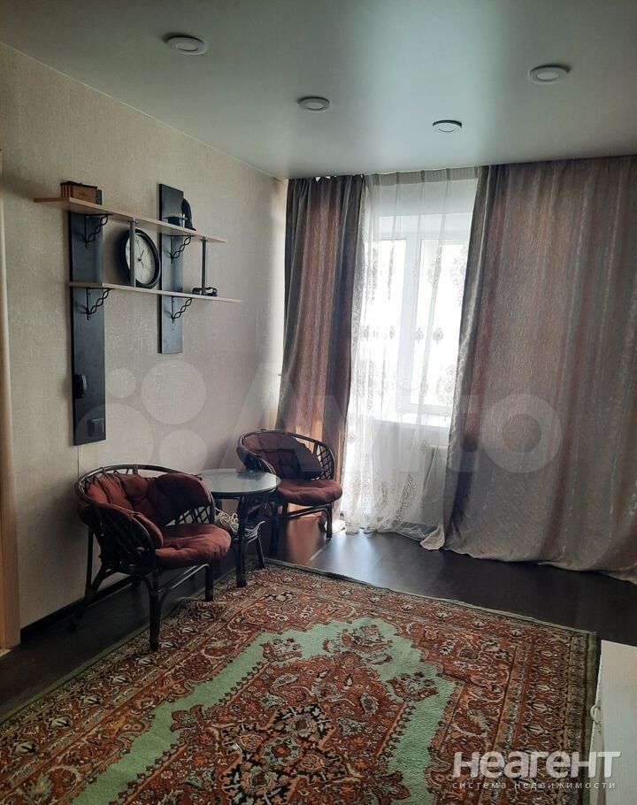 Продается 1-комнатная квартира, 32,9 м²