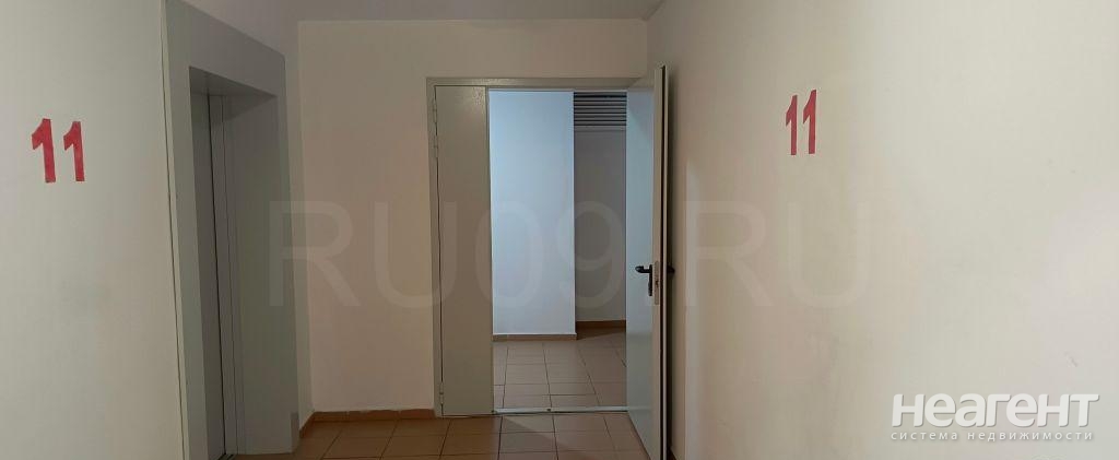 Продается 1-комнатная квартира, 41 м²