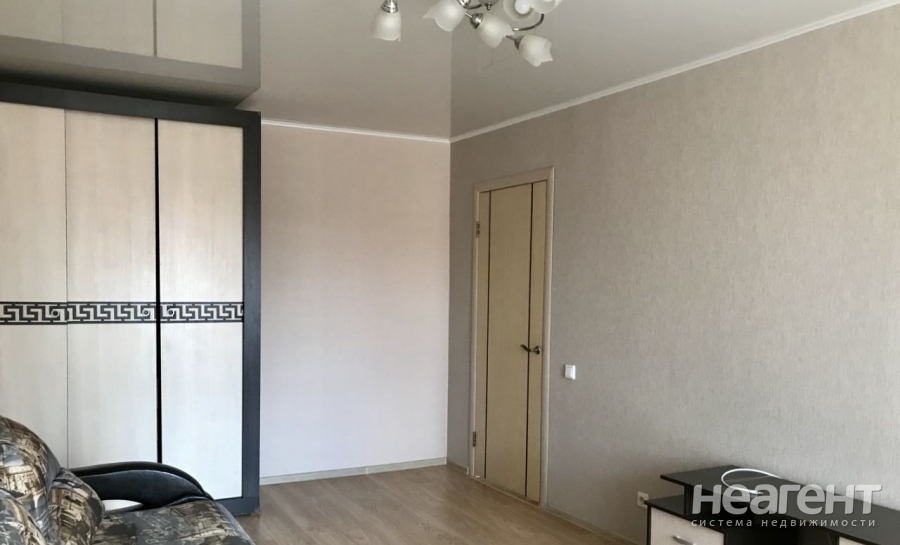 Продается 1-комнатная квартира, 36,5 м²