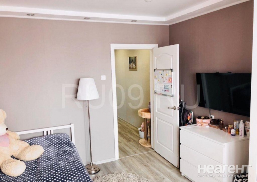 Продается 3-х комнатная квартира, 61 м²