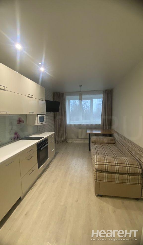 Продается 3-х комнатная квартира, 51 м²