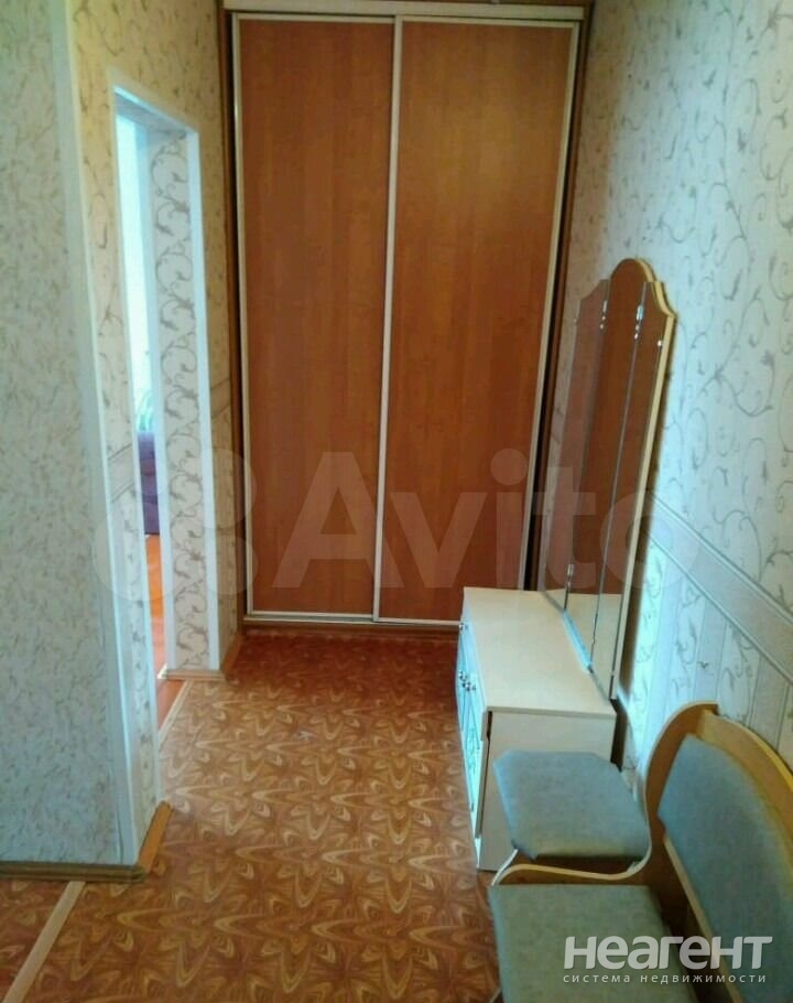 Продается 1-комнатная квартира, 32 м²