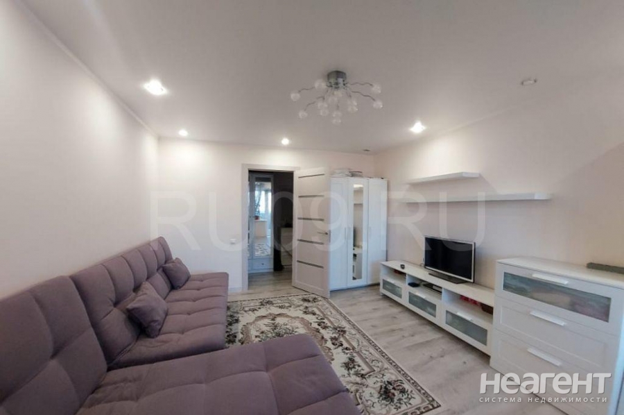 Продается 3-х комнатная квартира, 61 м²