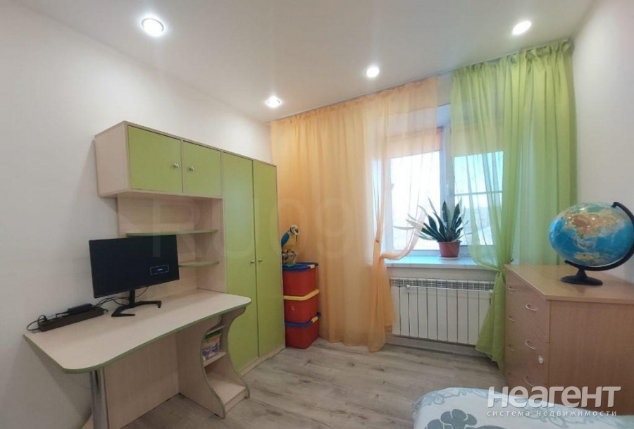 Продается 3-х комнатная квартира, 61 м²